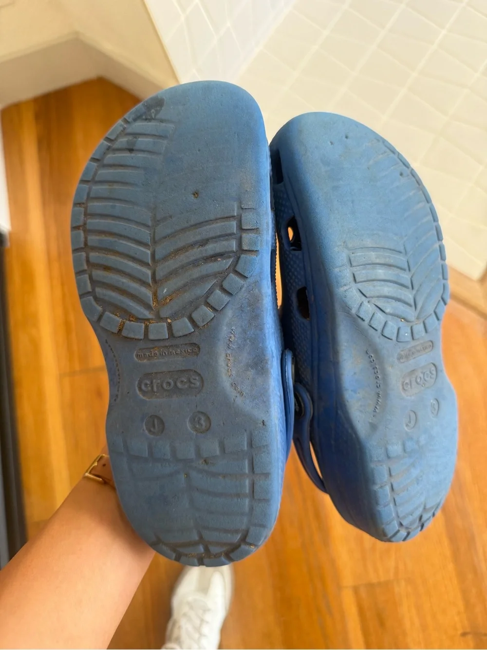 CROCS classic clogs
